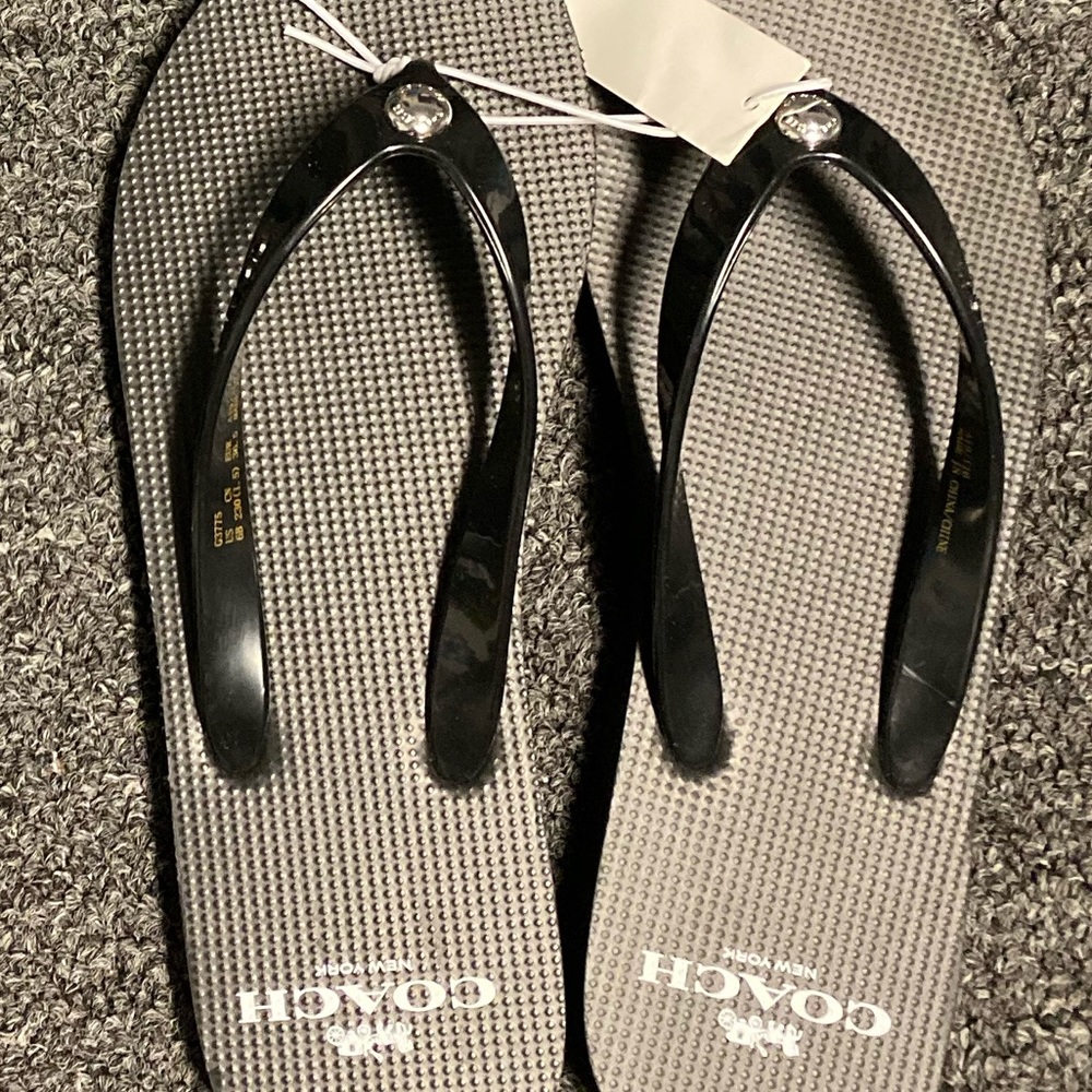 Coach Flip Flops Size 6